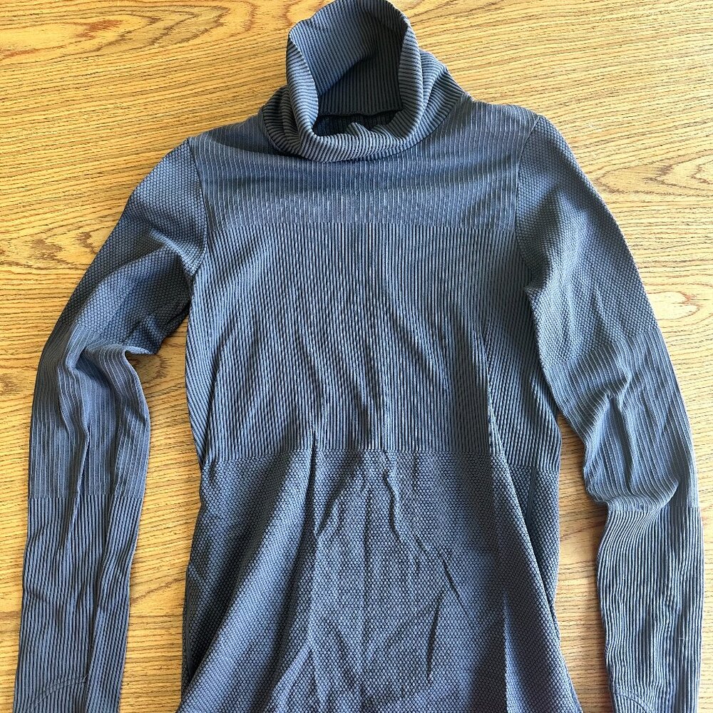 Athleta mock turtleneck
